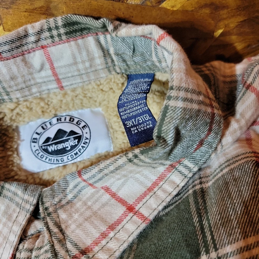 Blue Ridge Wrangler Coat, 3xT Brand New, Muilti Colored, insulated 100 % cotten - Picture 3 of 5